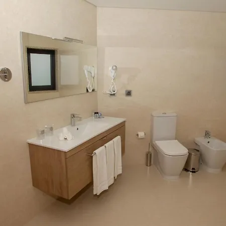Fafense Hotel Fafe