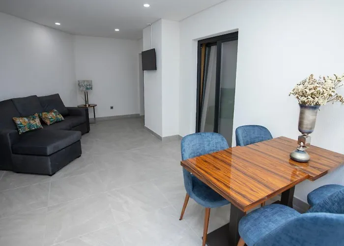 Fafense 3* ファフェ